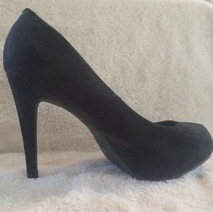 Candie's size 8 stacked faux suade womens shoes